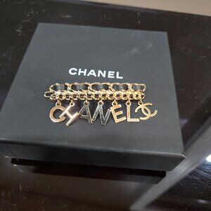 CHANEL HAIR BARRETTE LEATHER GOLD  LIKE NEW IN BOX